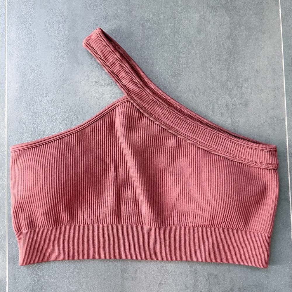 NEW One-Shoulder Ribbed Crop Top - brown